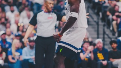 ESPN直播-跟腱撕裂！膝盖重伤！森林狼两人同时退赛