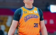 CBA重磅爆料！曝麦考尔离开广东宏远，上海男篮将对洛夫顿重罚